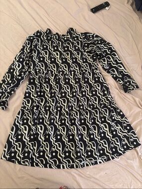 Dazey LA Black & White Abstract Face Print Long Sleeve Dress Large